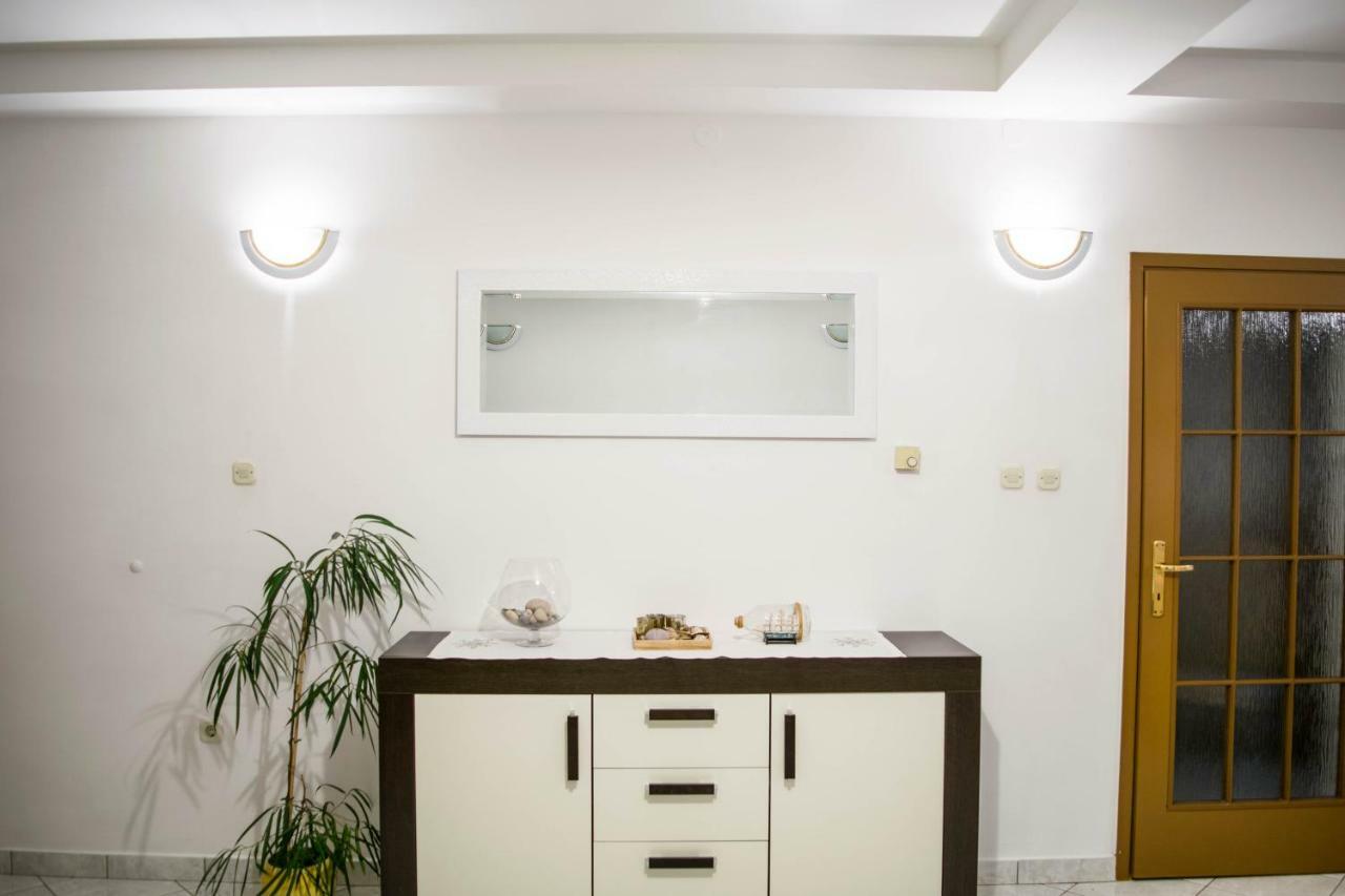 Apartman Luka Šibenik Екстериор снимка